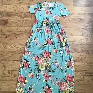 Perfectly Priscilla She’s A Dream Mint floral Maxi
